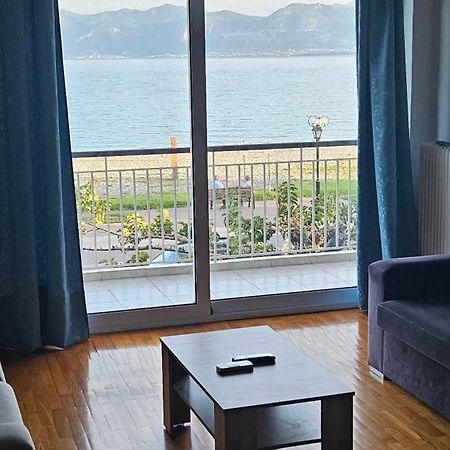 Nafpaktos Beach House Sea View Apartment First Floor Luaran gambar