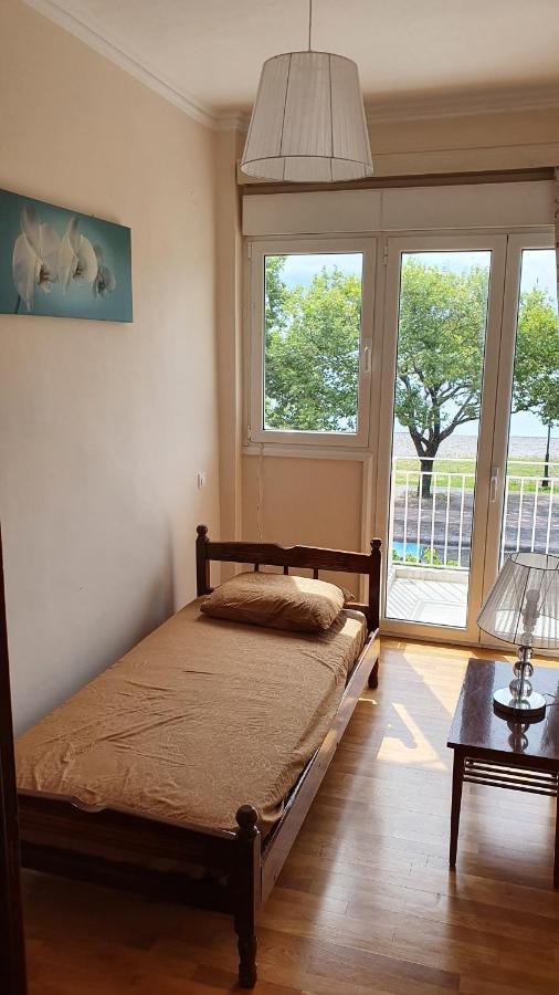 Nafpaktos Beach House Sea View Apartment First Floor Luaran gambar